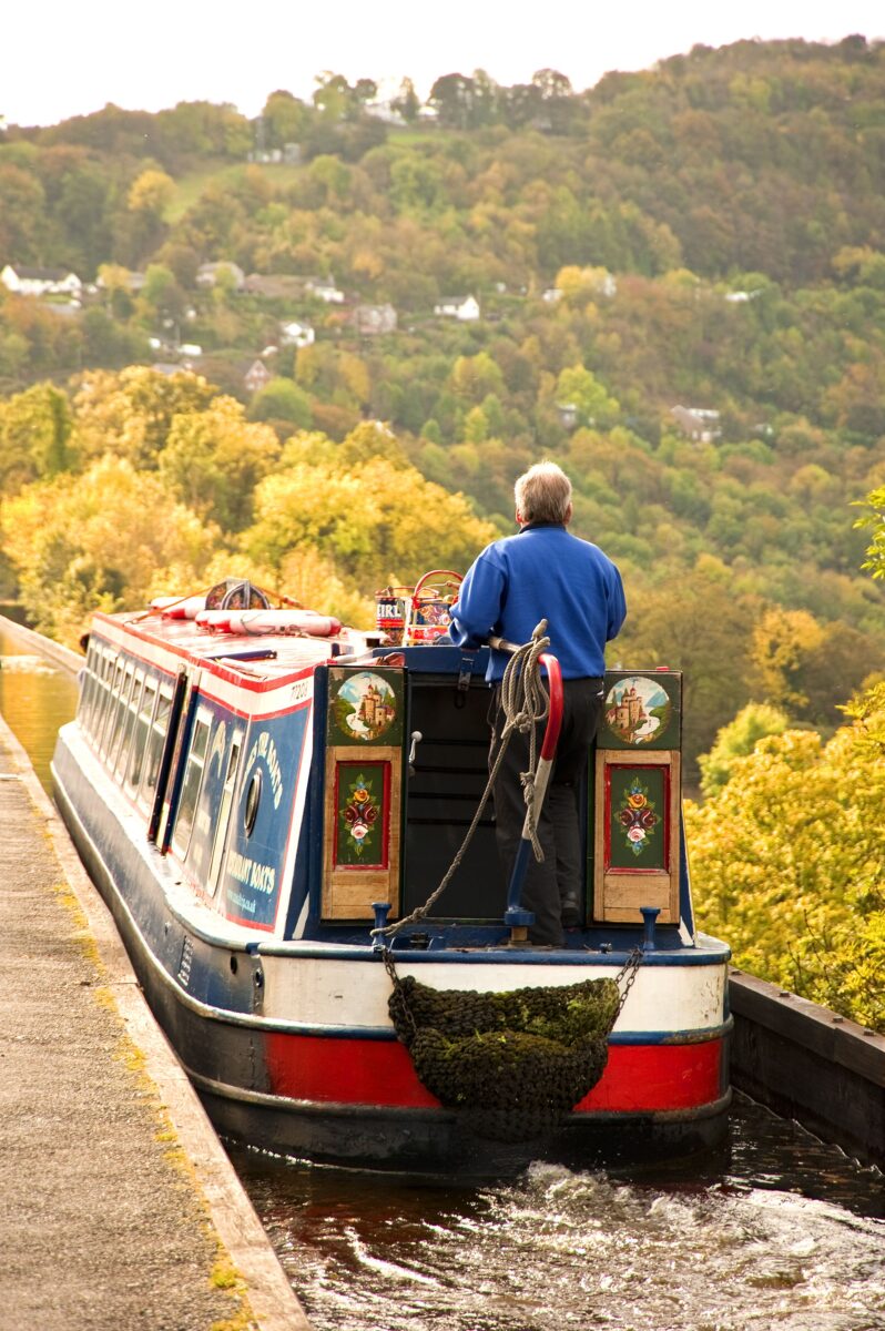 Horse drawn boat rides, Llangollen Wharf