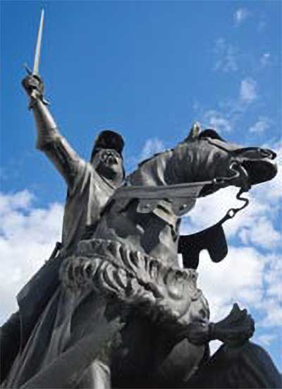 Statue of Owain Glyndŵr
